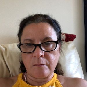 Meet your Posher, Miriam